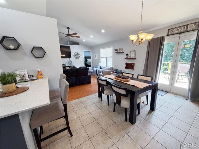 56511 Janapas Trail, Hannibal, MO 63401