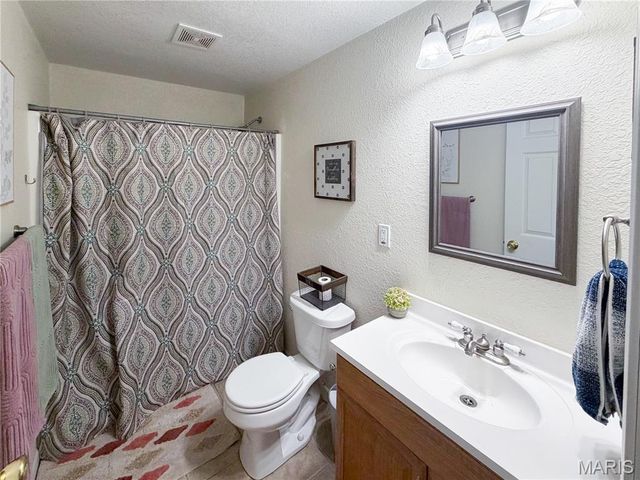 56511 Janapas Trail, Hannibal, MO 63401