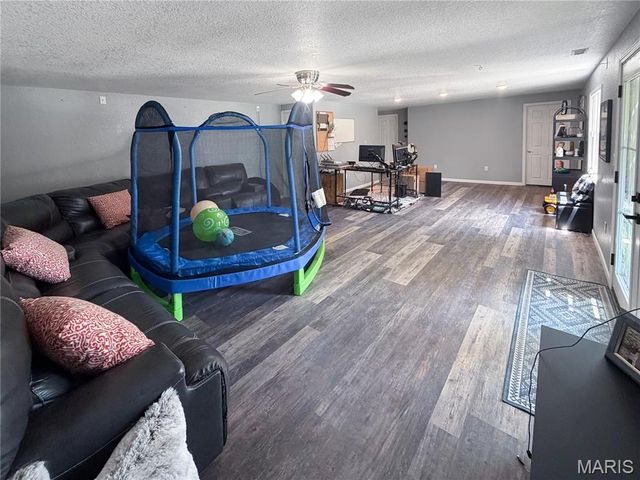 56511 Janapas Trail, Hannibal, MO 63401
