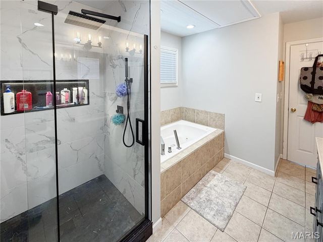 56511 Janapas Trail, Hannibal, MO 63401