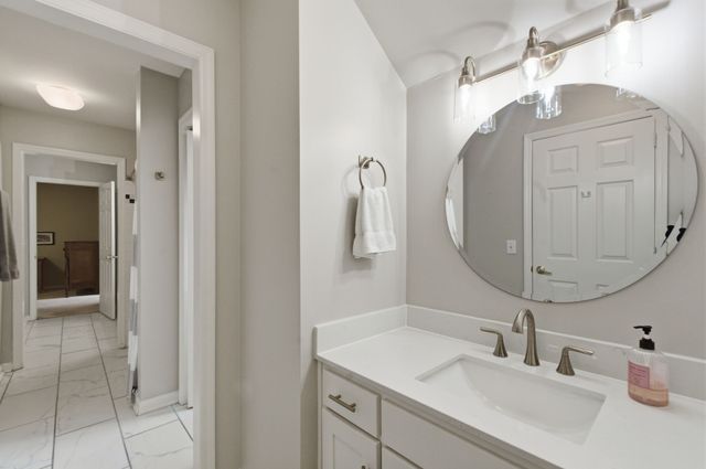 2008 Hunterwood Dr, Brentwood, TN 37027