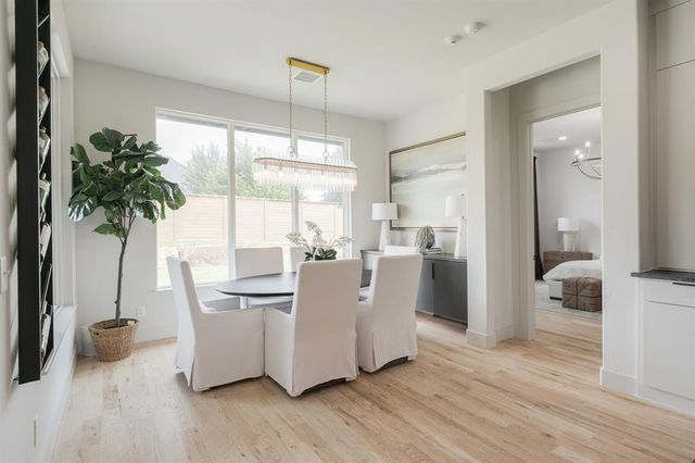 391 Old Creek Road, Edmond, OK 73034