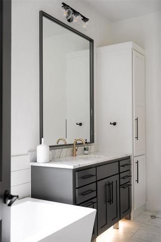 391 Old Creek Road, Edmond, OK 73034