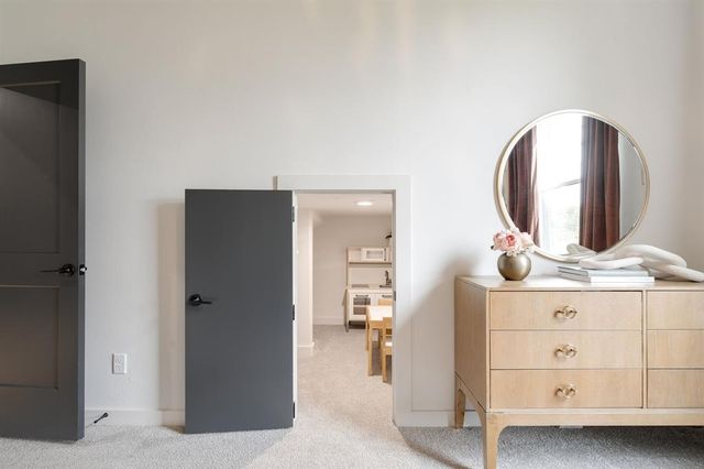 391 Old Creek Road, Edmond, OK 73034