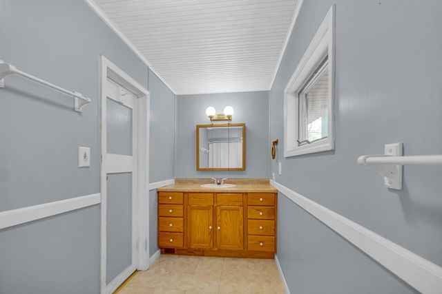 3593 Lake Shore Drive, Bremen, IN 46506