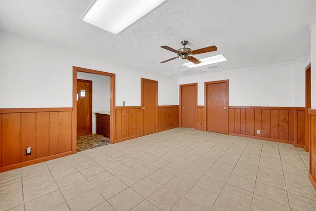 3593 Lake Shore Drive, Bremen, IN 46506