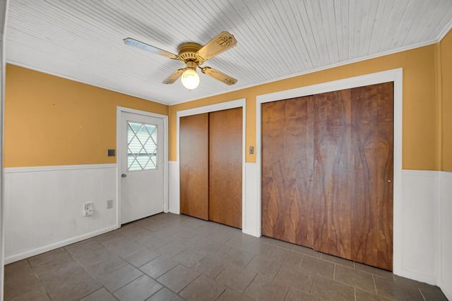 3593 Lake Shore Drive, Bremen, IN 46506