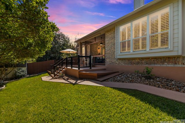 13110 Five Brooks, Helotes, TX 78023