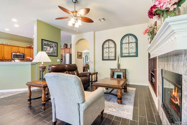 13110 Five Brooks, Helotes, TX 78023