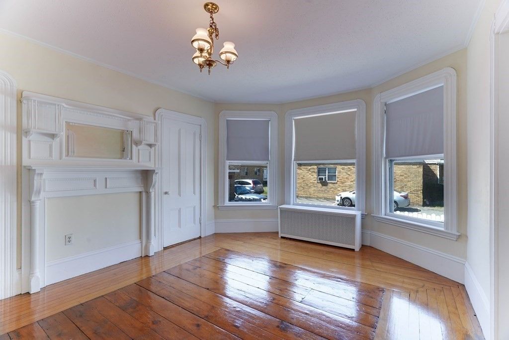 2 Messervy St. 1, Salem, MA 01970