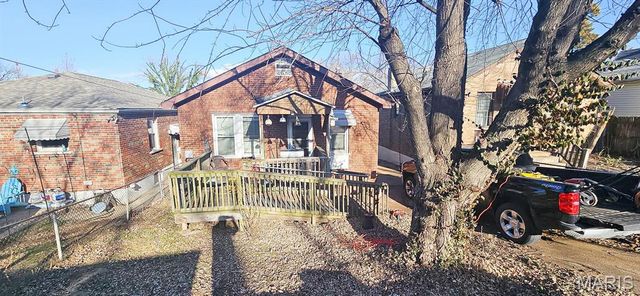 4762 Hamburg Avenue, St Louis, MO 63123