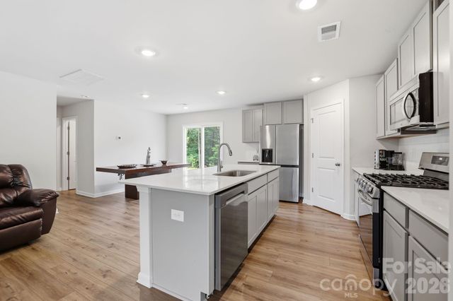 1821 River Crossing Lane, Edgemoor, SC 29712