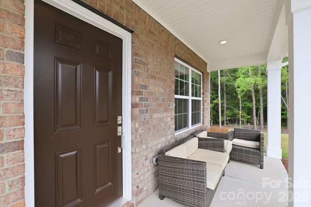 1821 River Crossing Lane, Edgemoor, SC 29712