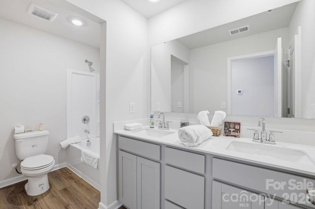 1821 River Crossing Lane, Edgemoor, SC 29712