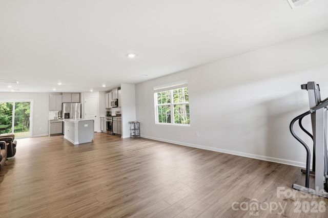 1821 River Crossing Lane, Edgemoor, SC 29712