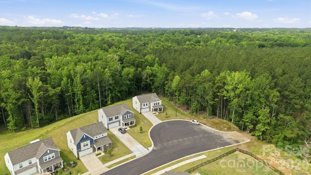 1821 River Crossing Lane, Edgemoor, SC 29712