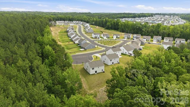 1821 River Crossing Lane, Edgemoor, SC 29712