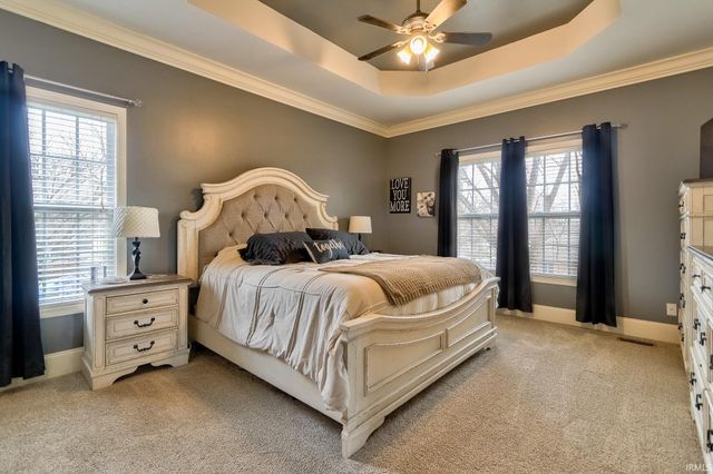 4288 Hilldale Drive, Newburgh, IN 47630