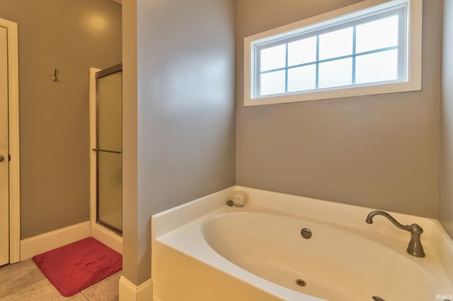 4288 Hilldale Drive, Newburgh, IN 47630