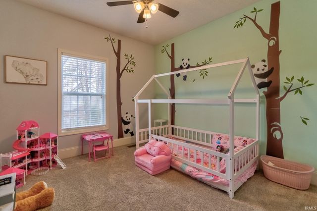 4288 Hilldale Drive, Newburgh, IN 47630