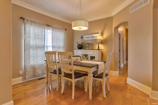 4288 Hilldale Drive, Newburgh, IN 47630