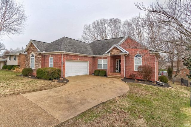 4288 Hilldale Drive, Newburgh, IN 47630