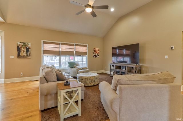 4288 Hilldale Drive, Newburgh, IN 47630