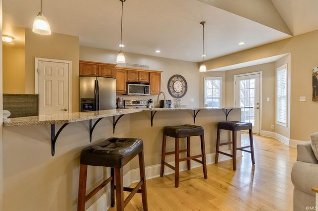 4288 Hilldale Drive, Newburgh, IN 47630