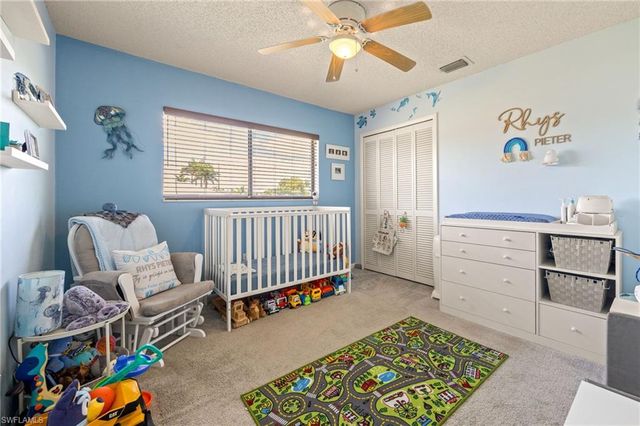 132 SW 34th LN, Cape Coral, FL 33914