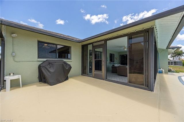 132 SW 34th LN, Cape Coral, FL 33914