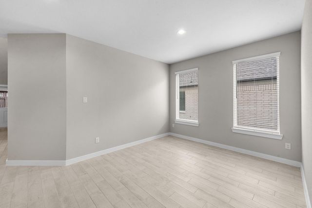 1707 Pecan Woods Lane, Conroe, TX 77301