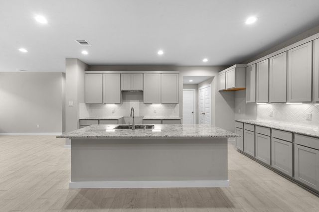 1707 Pecan Woods Lane, Conroe, TX 77301