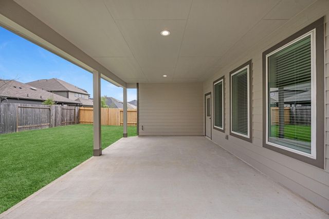 1707 Pecan Woods Lane, Conroe, TX 77301