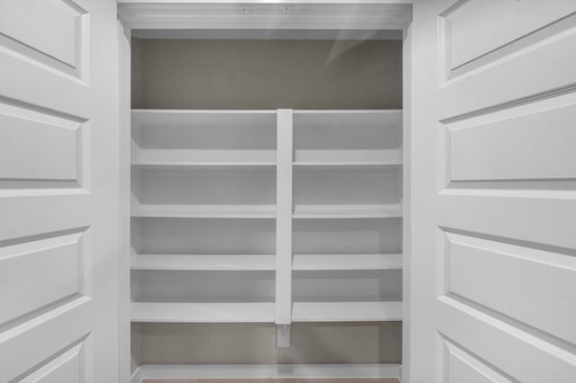 1707 Pecan Woods Lane, Conroe, TX 77301