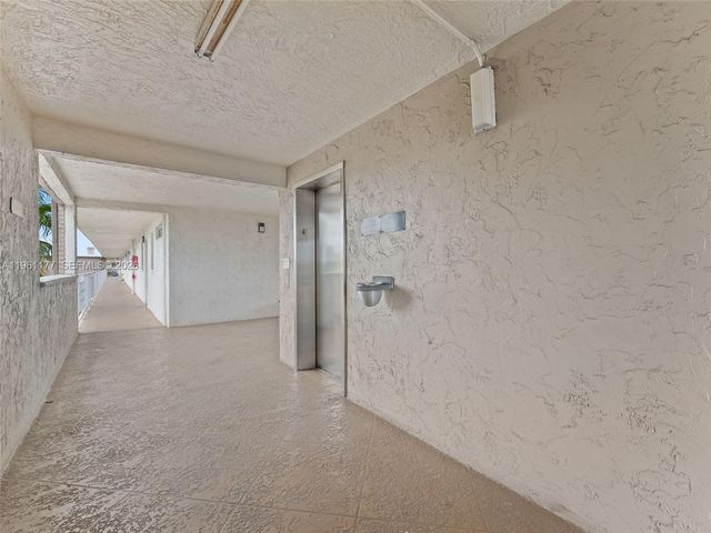 2601 NE 3rd Ct 4030, Boynton Beach, FL 33435