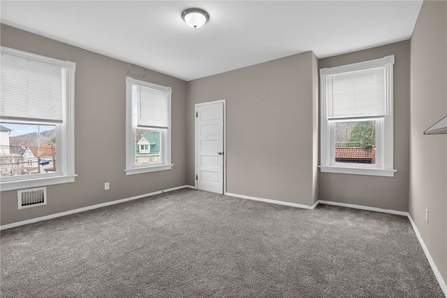 446 N School St, Avalon, PA 15202