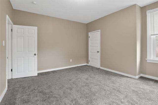 446 N School St, Avalon, PA 15202