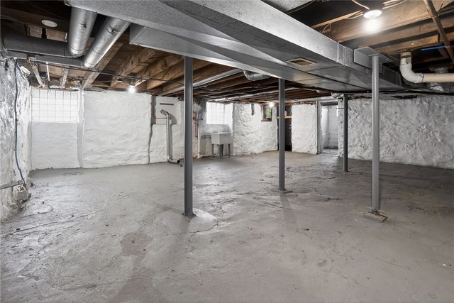 446 N School St, Avalon, PA 15202