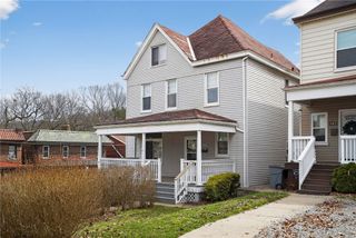 446 N School St, Avalon, PA 15202