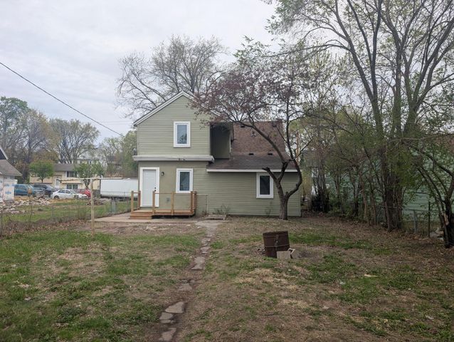 611 24th Unit 2 Avenue N, Minneapolis, MN 55411
