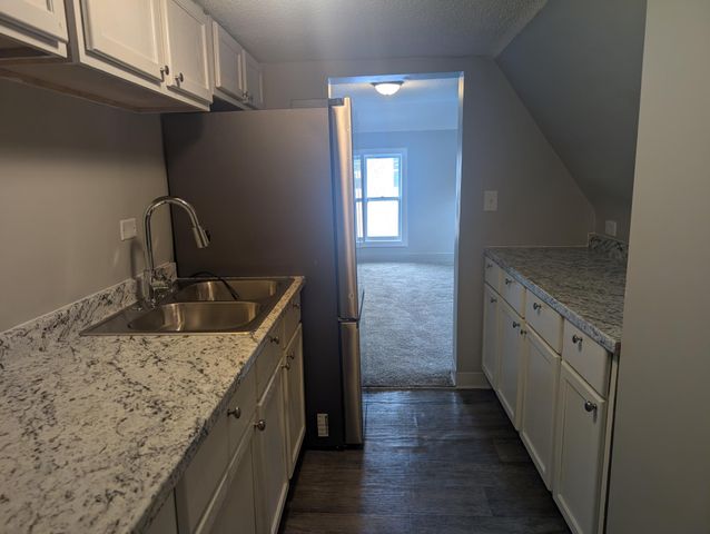611 24th Unit 2 Avenue N, Minneapolis, MN 55411