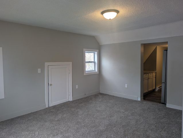 611 24th Unit 2 Avenue N, Minneapolis, MN 55411