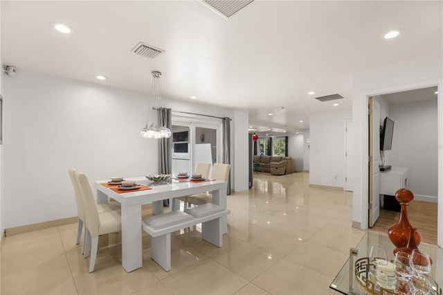 10539 WOODWAY DRIVE, Orlando, FL 32837