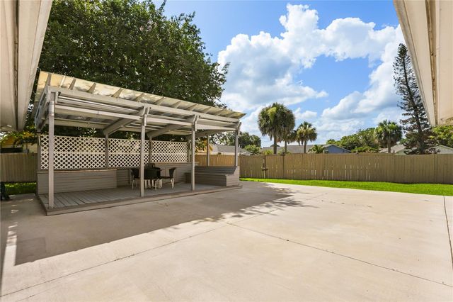 10539 WOODWAY DRIVE, Orlando, FL 32837