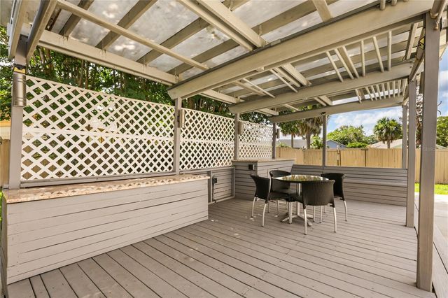 10539 WOODWAY DRIVE, Orlando, FL 32837