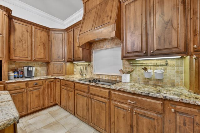 507 N State Street, Decatur, TX 76234