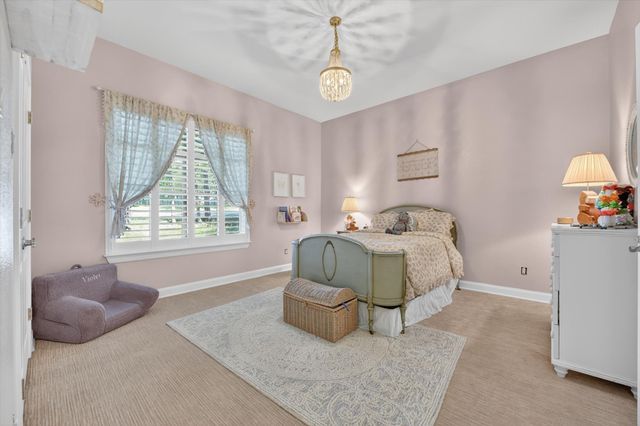 507 N State Street, Decatur, TX 76234