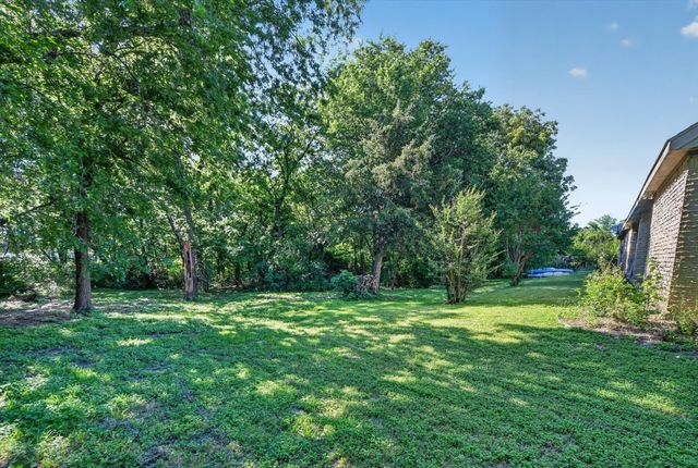 507 N State Street, Decatur, TX 76234