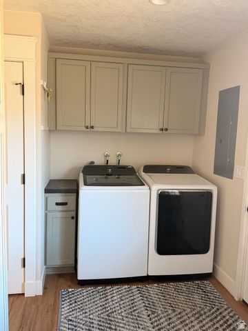 1442 W DIAMOND VALLEY DR, St. George, UT 84770