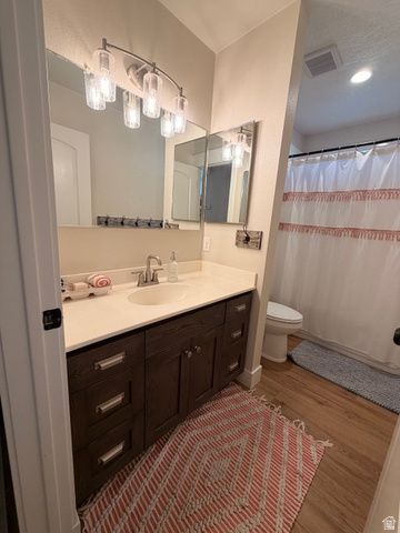 1442 W DIAMOND VALLEY DR, St. George, UT 84770